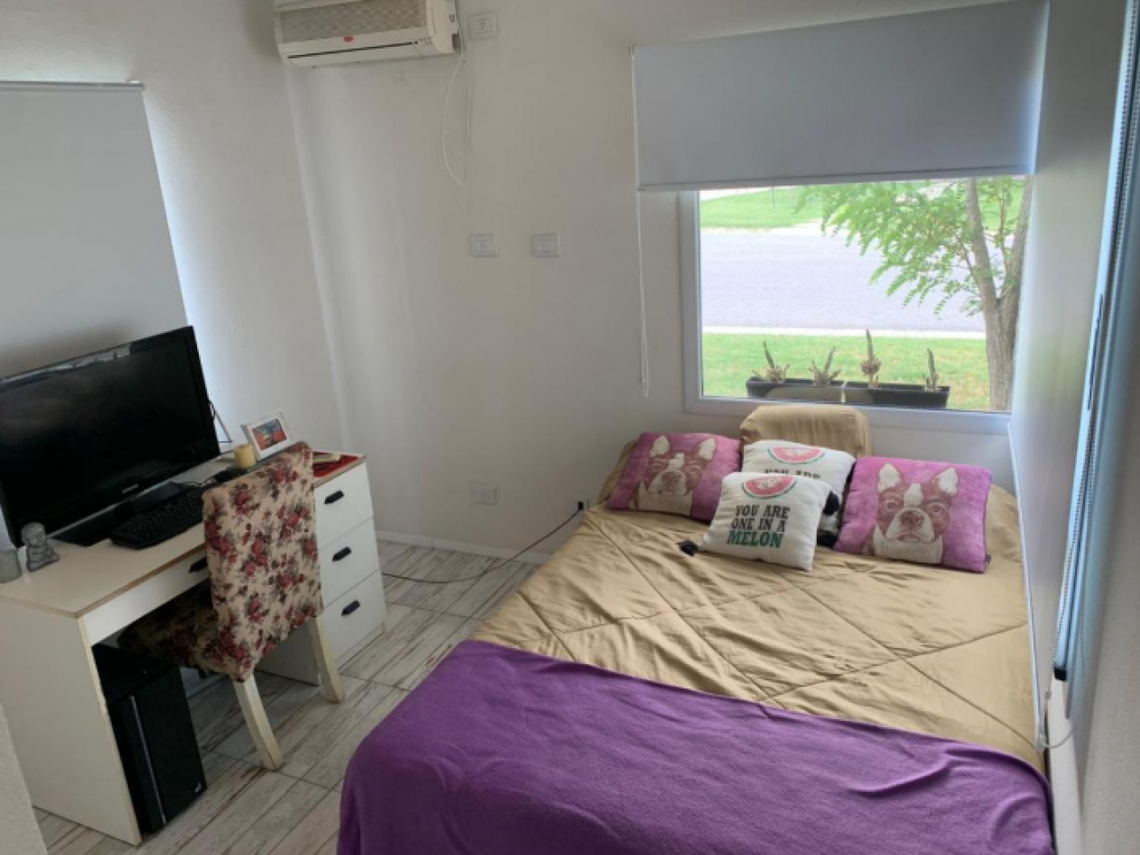 Venta Excelente Casa en San Sebastian C/pileta 3 Dorm. Fondo Libre a La Reserva