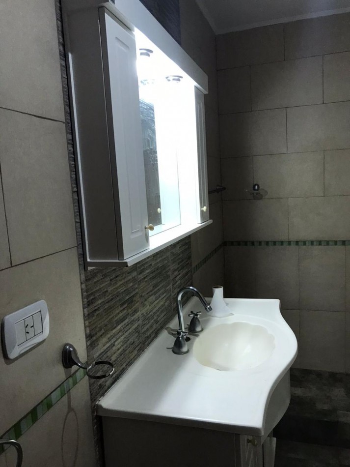 Casa Tipo Duplex en Alquiler en Barrio de Vicenzo Chico Sin Expensas