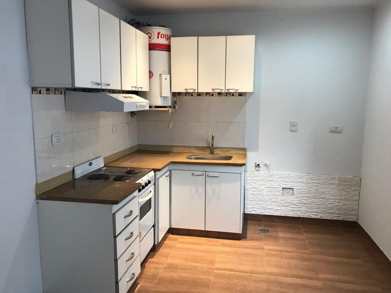 Casa Tipo Duplex en Alquiler en Barrio de Vicenzo Chico Sin Expensas