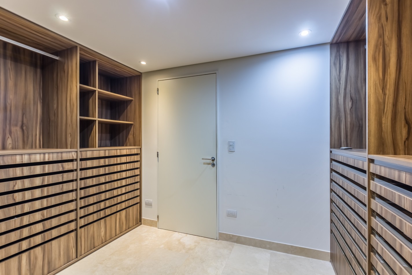 VENTA Penthouse TRIPLEX  en Vicente Lopez — Edificio Wave