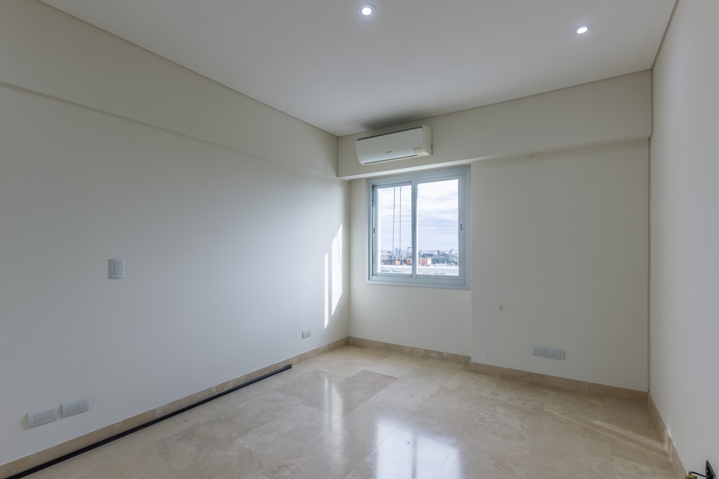 VENTA Penthouse TRIPLEX  en Vicente Lopez — Edificio Wave