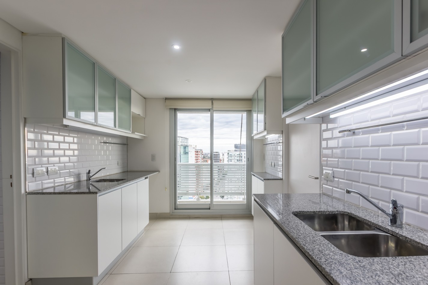 VENTA Penthouse TRIPLEX  en Vicente Lopez — Edificio Wave