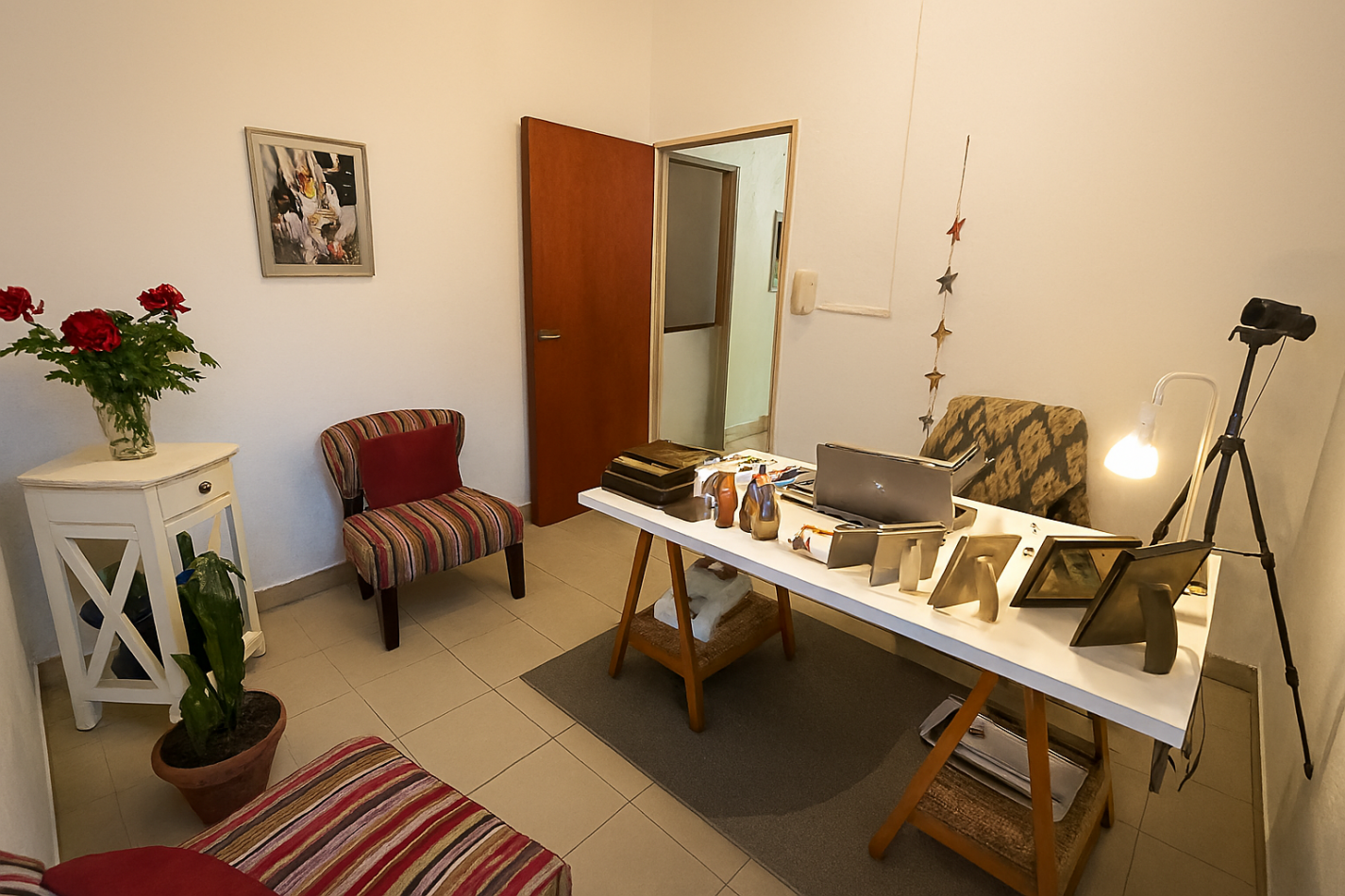 Apto Credito Casa Tres Dorm., Jardin, Quincho y Pileta en Ballester