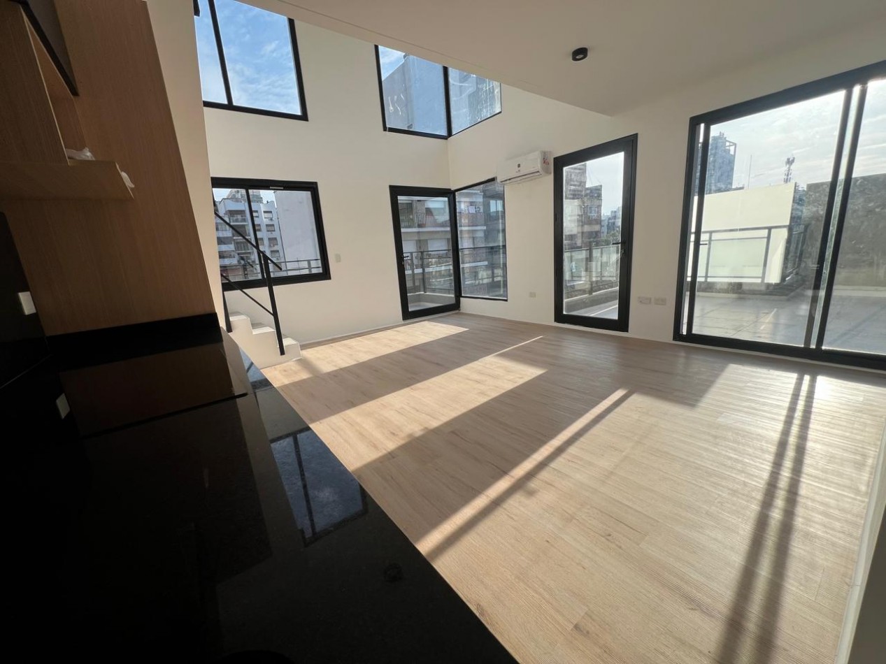 UNICO: 2 AMBIENTES CON TERRAZA PRIVADA DE 40 M² 