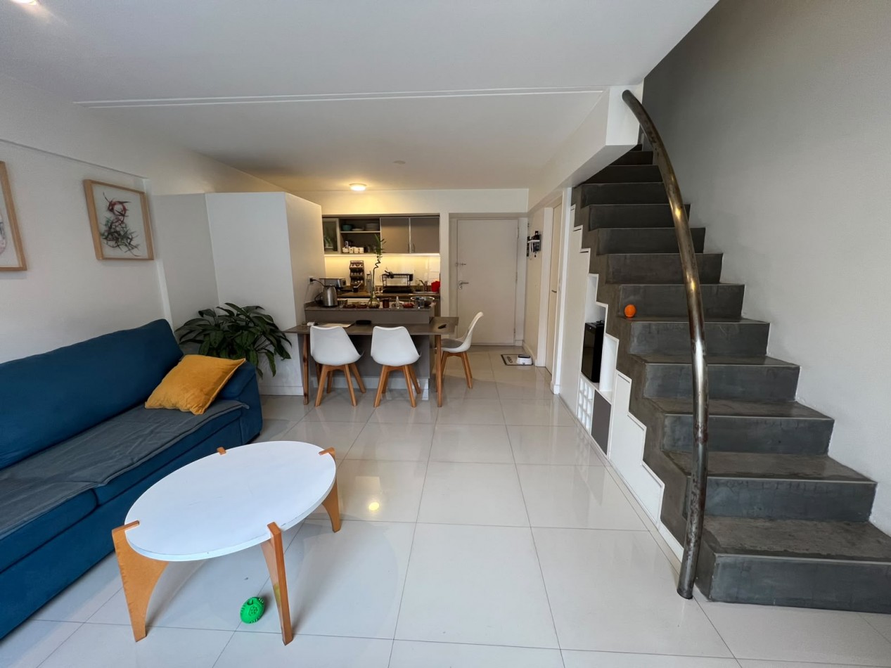 VENTA Duplex 2/3 Ambs con Cochera Fija Cubierta | Balcon, Escritorio y Muy Luminoso en Palermo