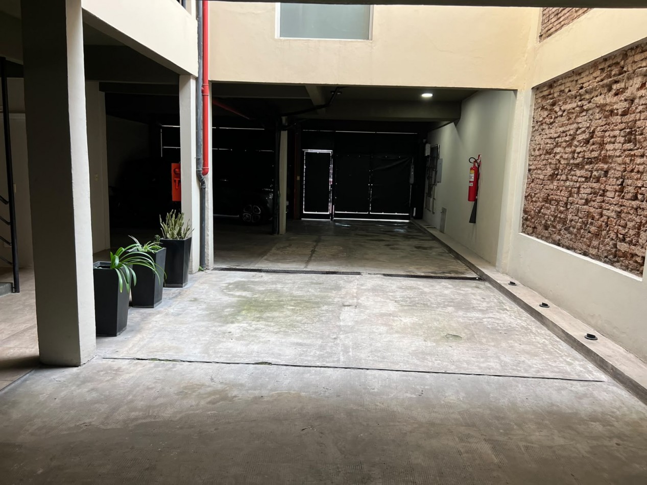 VENTA Duplex 2/3 Ambs con Cochera Fija Cubierta | Balcon, Escritorio y Muy Luminoso en Palermo