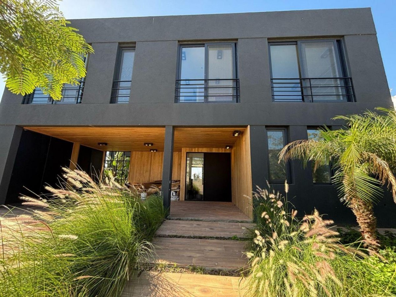 CASA A ESTRENAR EN MARINAS - PUERTOS DEL LAGO: TU REFUGIO AL LAGO.
