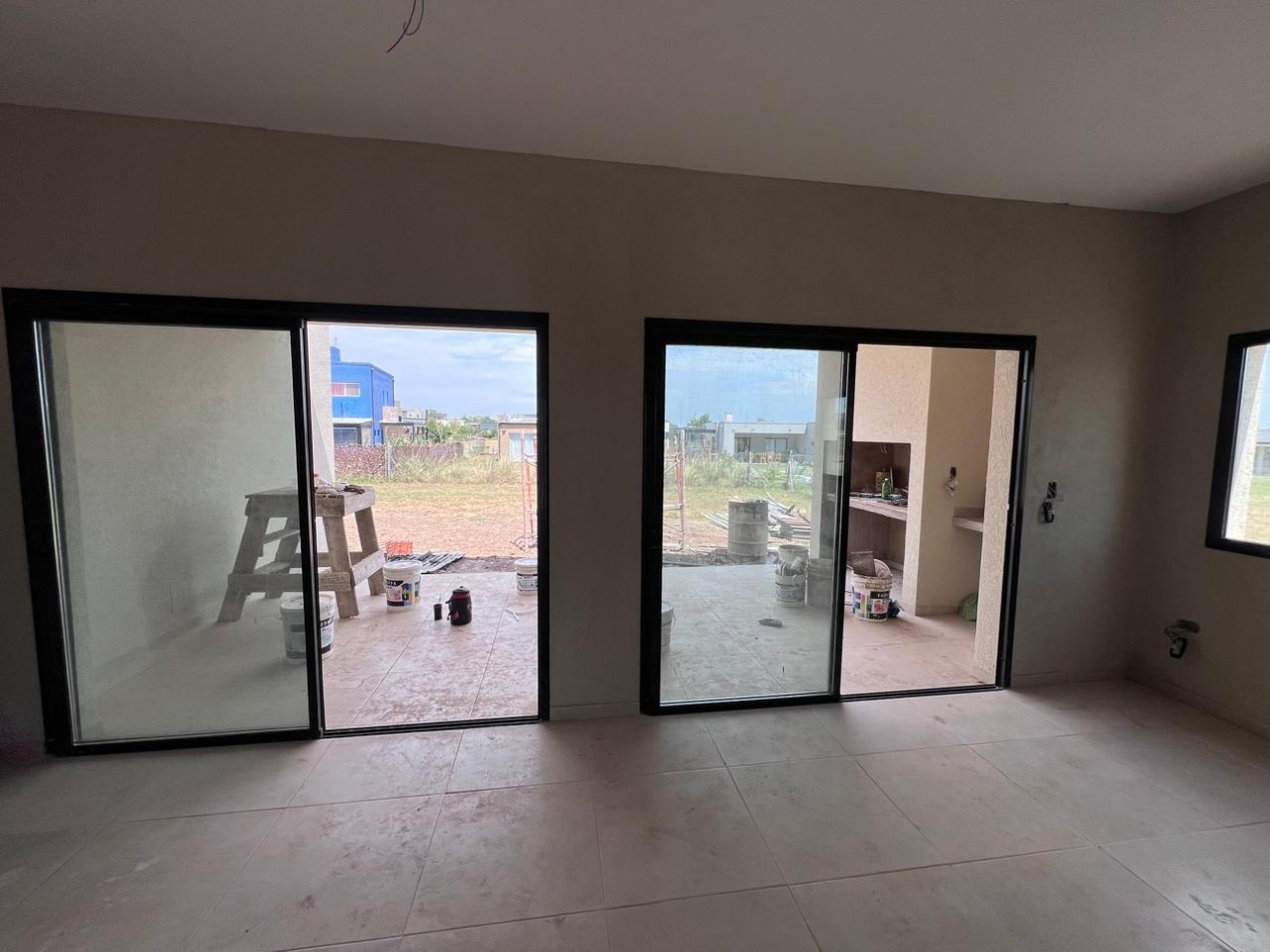 CASA DE DISEÑO EN AREA 13 - OPORTUNIDAD EN OBRA (ENTREGA DIC 2026)