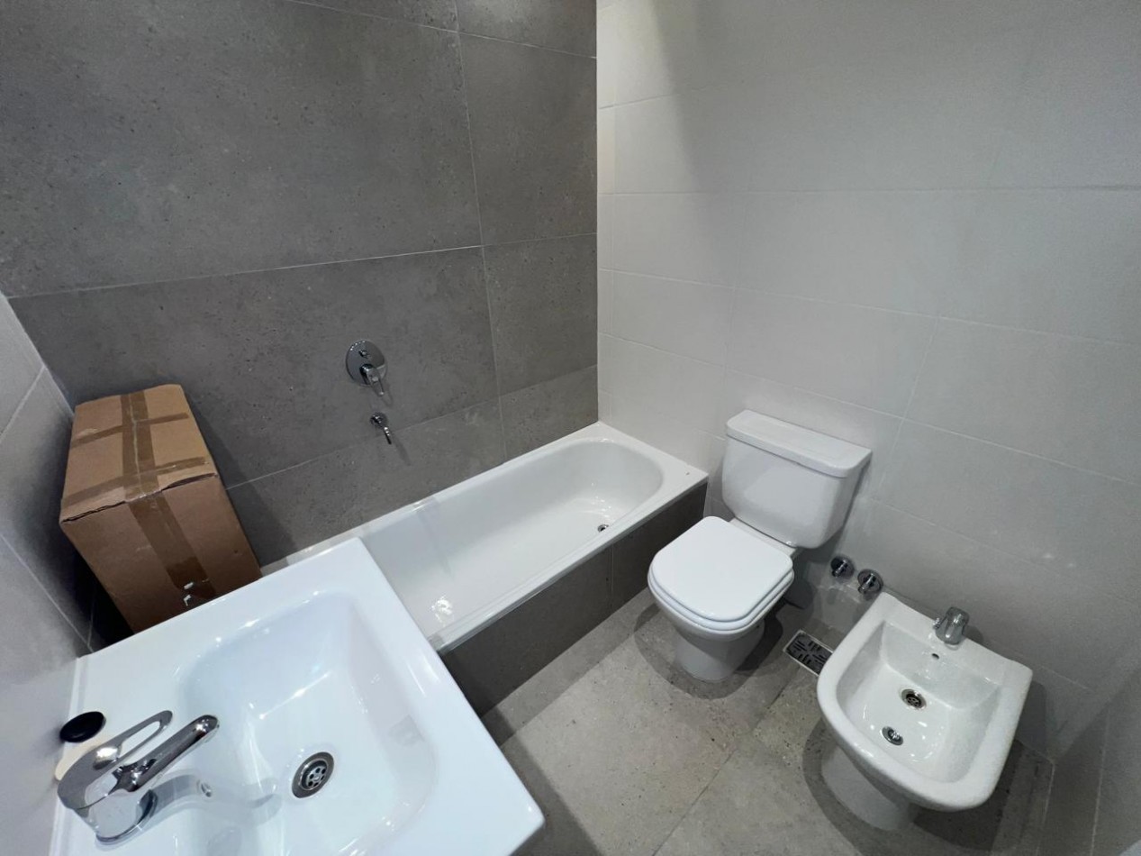 2 AMBIENTES CON BALCON TERRAZA EN VILLA CRESPO - ENTREGA INMEDIATA!! 