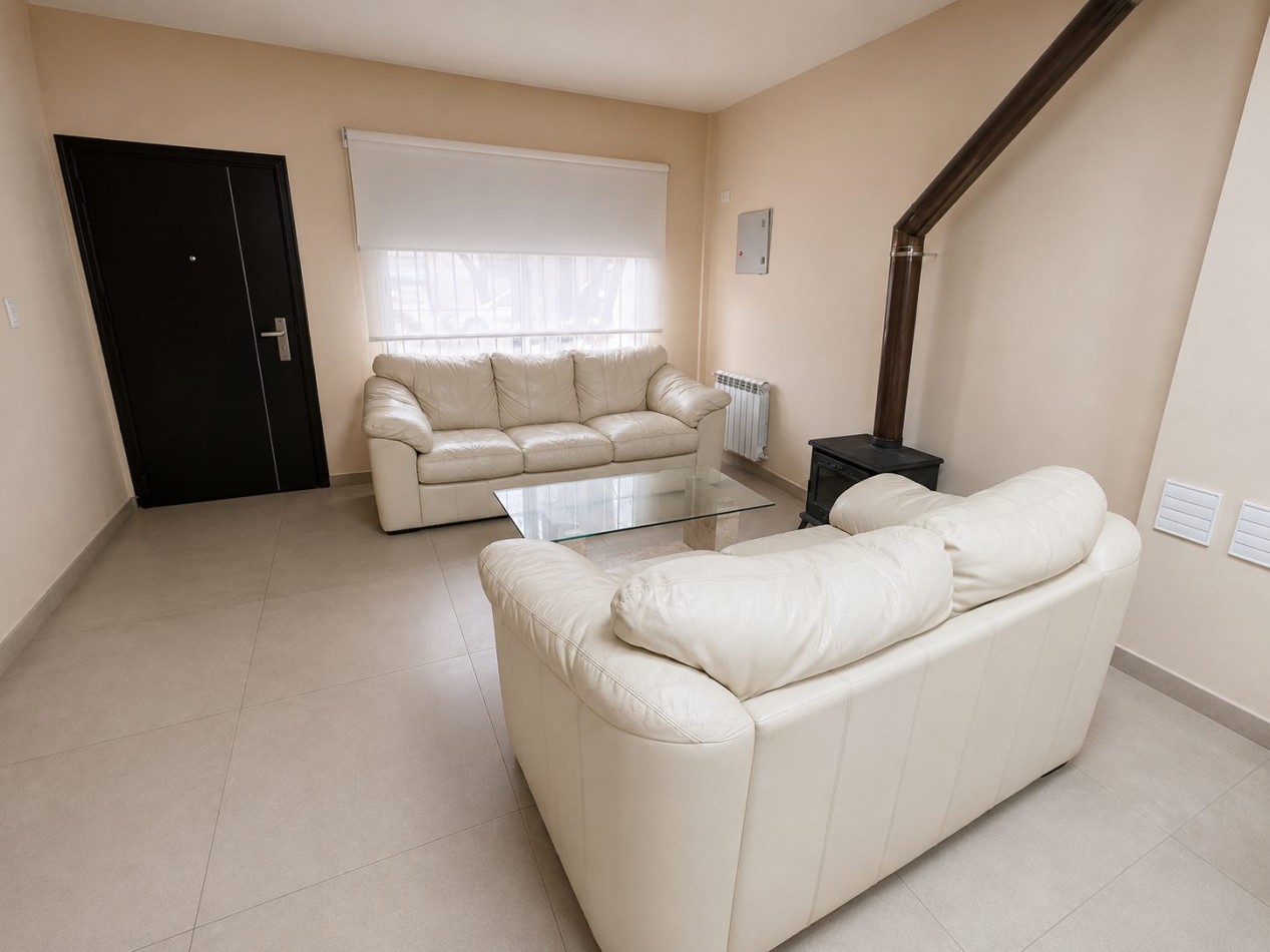 EXCEPCIONAL DUPLEX A ESTRENAR EN FLORIDA OESTE - 230 M² TOTALES