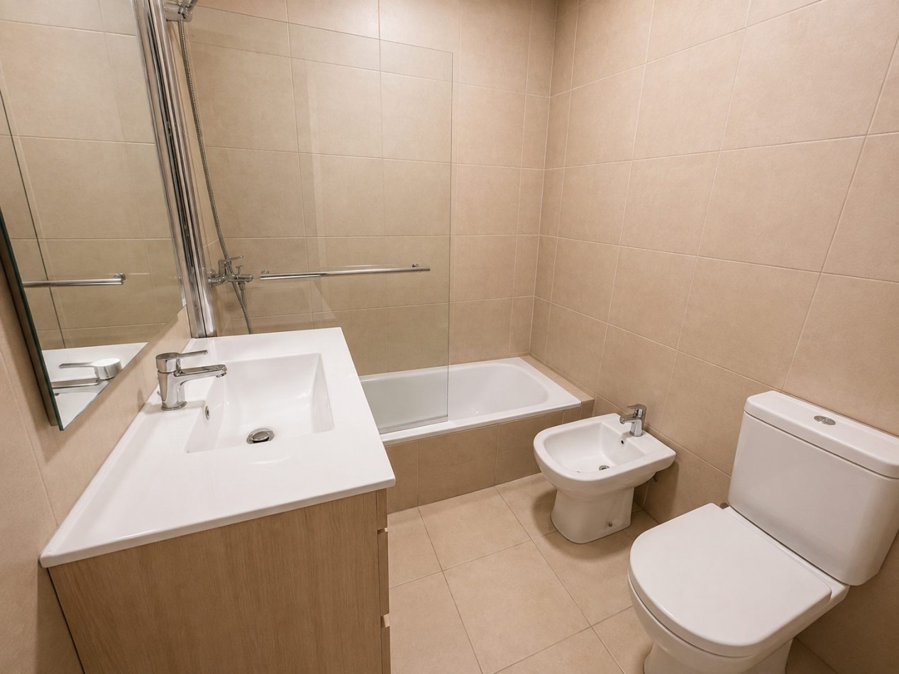 EXCEPCIONAL DUPLEX A ESTRENAR EN FLORIDA OESTE - 230 M² TOTALES