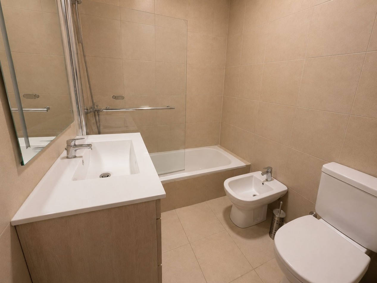DUPLEX MODERNO CON JARDIN PRIVADO - 130 M² CUBIERTOS + JARDIN