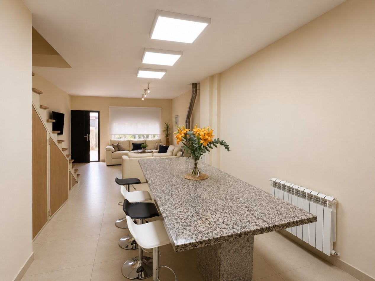 DUPLEX MODERNO CON JARDIN PRIVADO - 130 M² CUBIERTOS + JARDIN