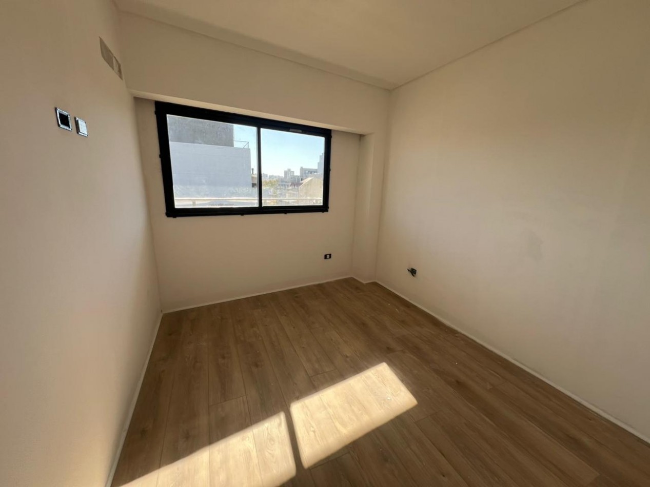  Venta en Construccion Depto 2 Ambientes en Parque Chas a m del Subte B