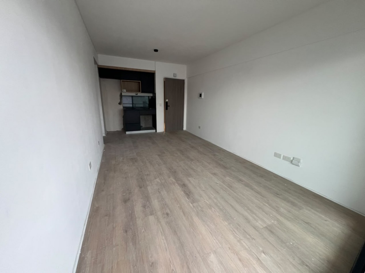 Venta en Construccion Depto 2 Ambientes en Parque Chas a m del Subte B