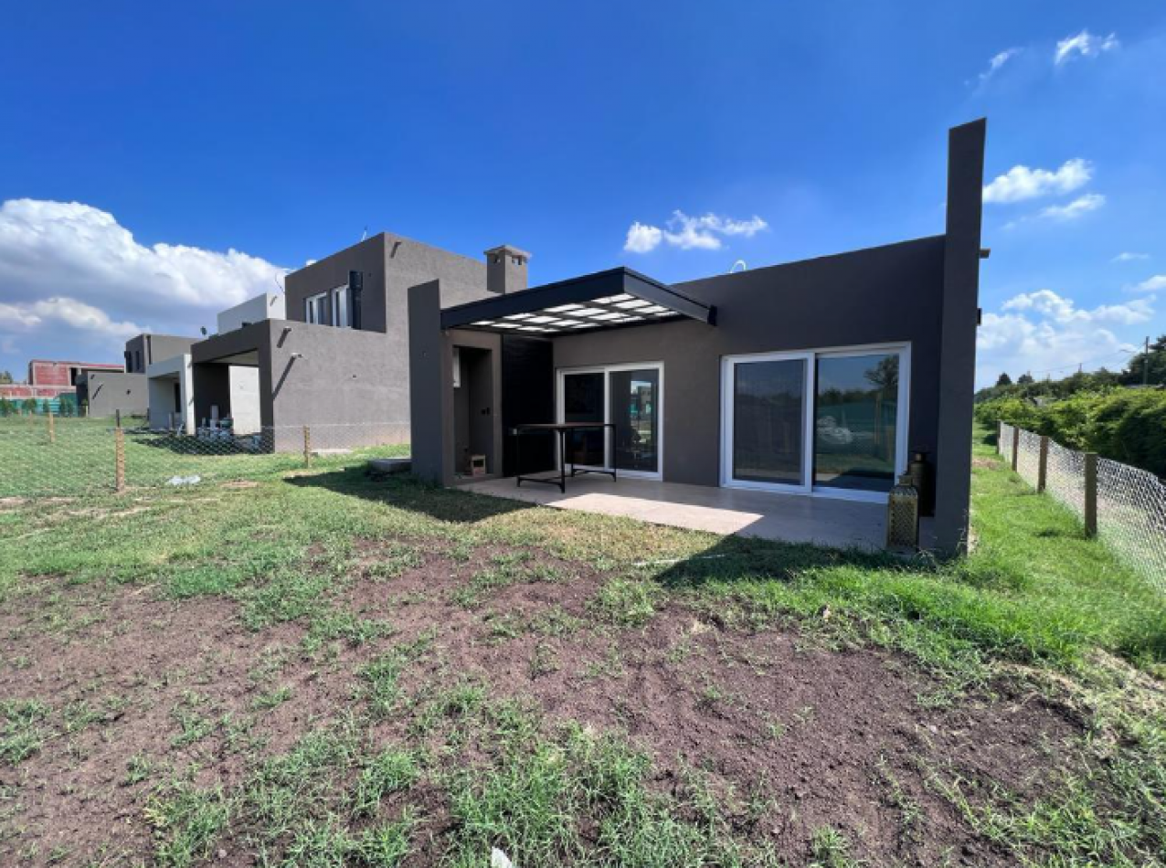 CASA A ESTRENAR EN BARRIO EL ALJIBE (MANZANARES) - TU NUEVO HOGAR
