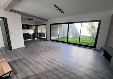 VENTA departamento tipo casa cinco ambientes con Villa Devoto