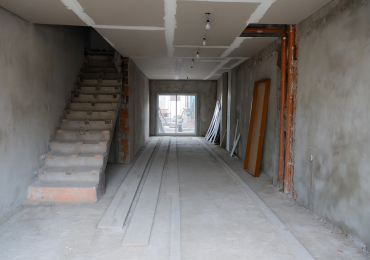 Duplex en venta en Florida Oeste - 3 dormitorios, suite, jardin y cochera